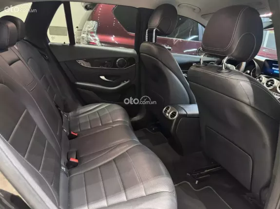 Mercedes-Benz GLC 200 4Matic 2022 - Mercedes GLC 200 4Matic Model 2022