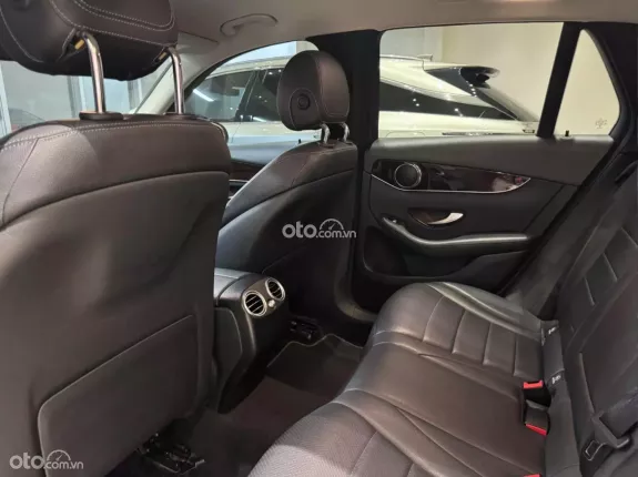 Mercedes-Benz GLC 200 4Matic 2022 - Mercedes GLC 200 4Matic Model 2022