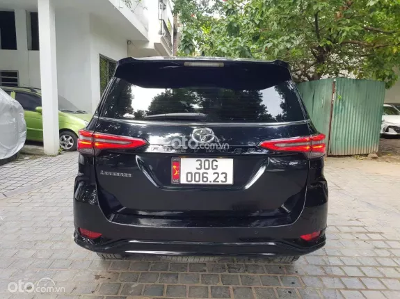 Toyota Fortuner 2.4G 4x2 AT  2022 - Toyota Fortuner Legender 2.4L 4x2 AT 2022