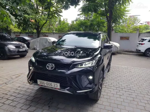 Toyota Fortuner 2.4G 4x2 AT  2022 - Toyota Fortuner Legender 2.4L 4x2 AT 2022