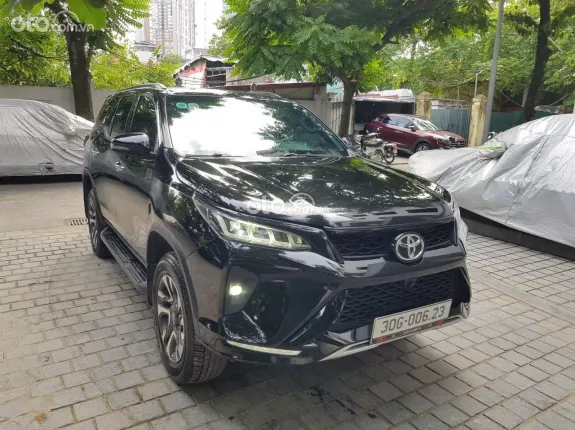 Toyota Fortuner 2.4G 4x2 AT  2022 - Toyota Fortuner Legender 2.4L 4x2 AT 2022