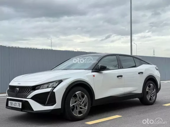Peugeot 408 Premium 2023 - Xe đẹp lướt 19000 km, chủ đi giữ gìn