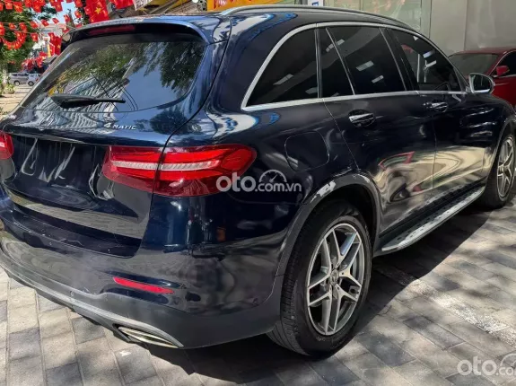 Mercedes-Benz GLC 300 4Matic 2017 - Xe cũ chính chủ chất lượng cao full options