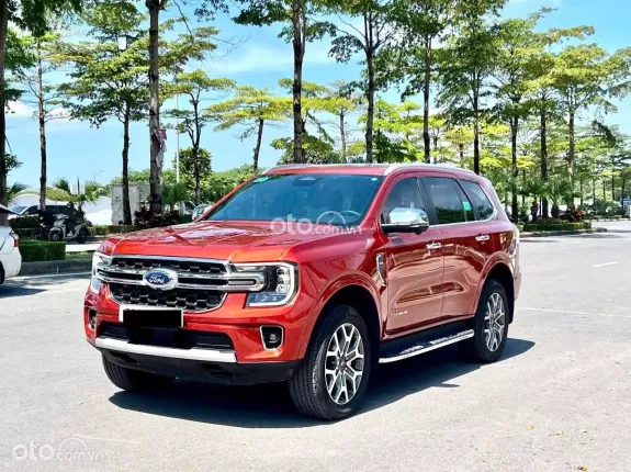 Ford Everest Titanium 2.2L 4x2 AT 2023 - Everest Titatium 4x2 2023