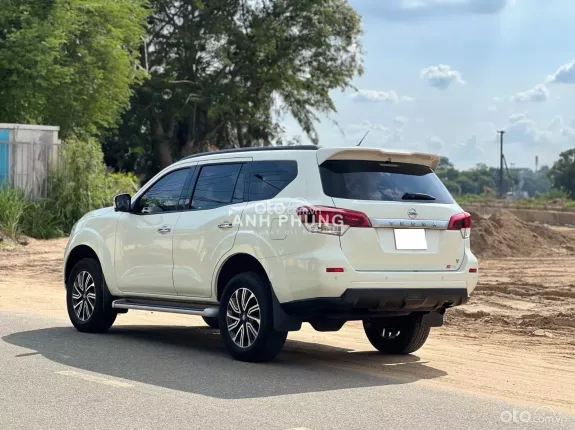 Nissan Terra 2.5L V 4WD 7AT 2019 - Xe cá nhân ủy quyền, sơn nguyên bản gần 100%