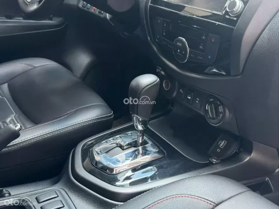 Nissan Navara PRO4X 2022 - Xe bán tải 4WD, nội thất tiện nghi, giá tốt