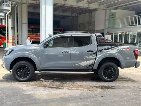 Nissan Navara PRO4X 2022 - Xe bán tải 4WD, nội thất tiện nghi, giá tốt