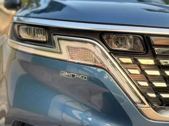 Kia Carnival 2.2D Premium 2022 - Xanh lam đẹp xuất sắc