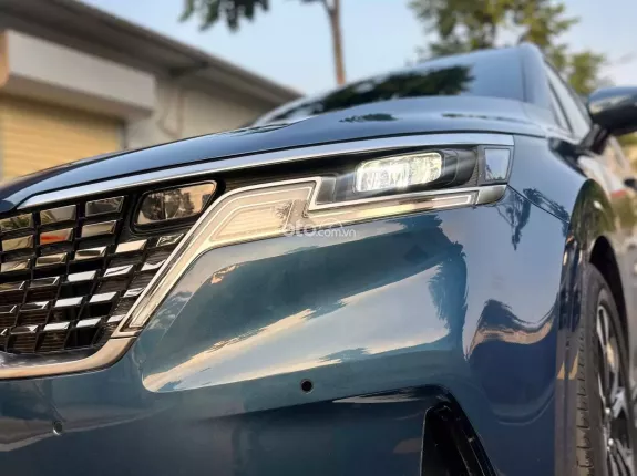 Kia Carnival 2.2D Premium 2022 - Xanh lam đẹp xuất sắc