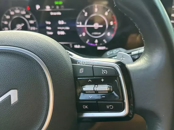 Kia Carnival 2.2D Premium 2022 - Xanh lam đẹp xuất sắc