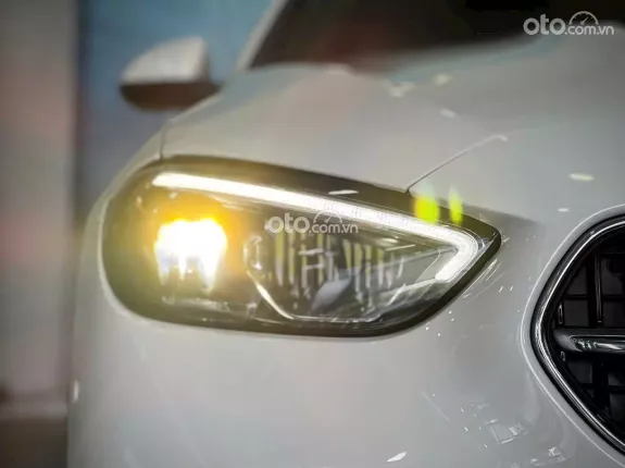 Mercedes-Benz C200 Avantgarde 2025 - Trả trước 399tr nhận xe
