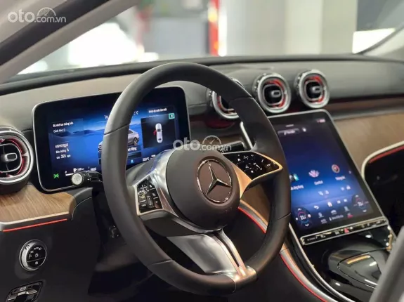 Mercedes-Benz C200 Avantgarde 2025 - Trả trước 399tr nhận xe