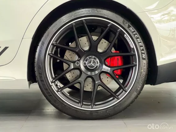 Mercedes-Benz AMG GT 53 2025 - Ngân hàng hỗ trợ lên đến 85% - Xe có sẵn giao ngay