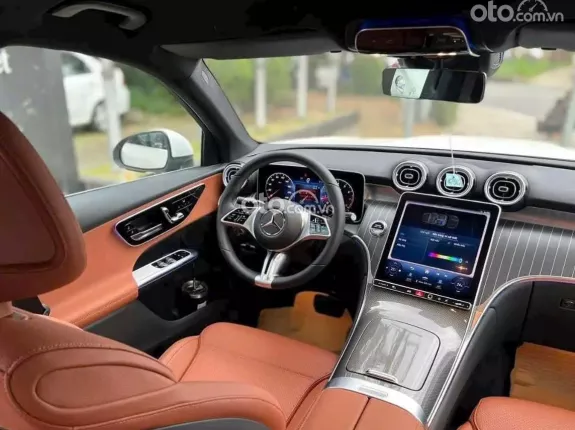 Mercedes-Benz GLC 200 4Matic 2025 - Ưu đãi tiền mặt lên đến 400 triệu đồng