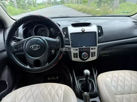 Kia Forte EX 1.6 MT 2011 - Xe gia đình hạng C