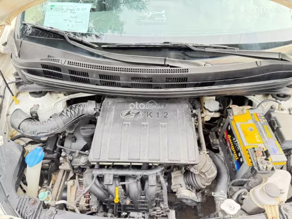 Hyundai Grand i10 Sedan 1.2 MT 2018 - Xe cũ chất lượng tốt, màu trắng nguyên bản