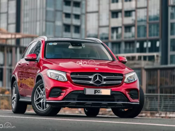 Mercedes-Benz GLC 300 4Matic 2019 - Giá tốt - Đỏ Kem