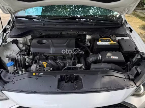 Hyundai Elantra 1.8 MT 2019 - Hyundai Elantra 2019 MT xe gia đình
