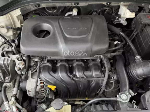 Hyundai Elantra 1.8 MT 2019 - Hyundai Elantra 2019 MT xe gia đình