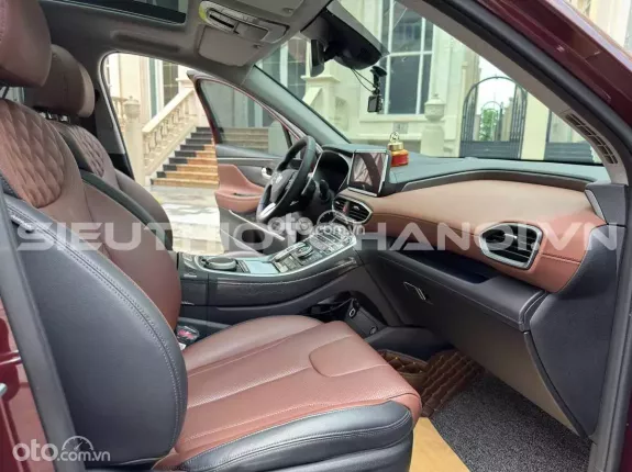 Hyundai Santa Fe 2.5 Xăng Cao cấp 2023 - Xe zin nguyên bản theo hãng