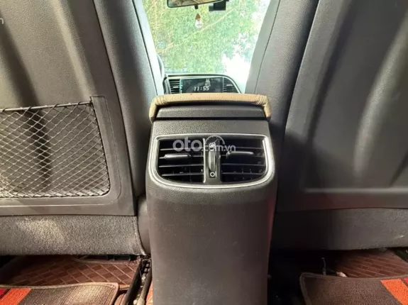 Hyundai Elantra 1.8 MT 2019 - Xe gia đình hạng C zin đẹp