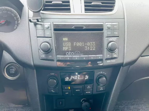 Suzuki Swift 2014 - Mới bảo dưỡng kỹ thay 4 quả lốp mới