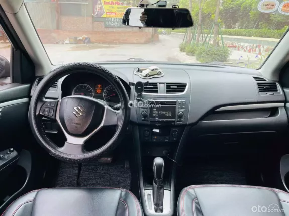 Suzuki Swift 2014 - Mới bảo dưỡng kỹ thay 4 quả lốp mới