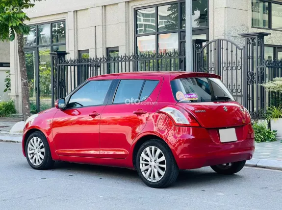 Suzuki Swift 2014 - Mới bảo dưỡng kỹ thay 4 quả lốp mới