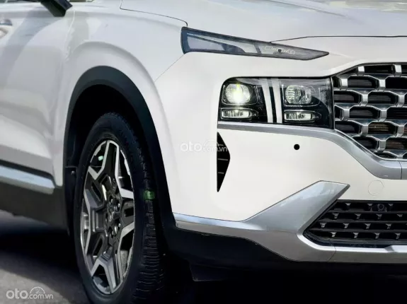 Hyundai Santa Fe 2.2 Dầu Cao cấp 2022 - Đăng ký 1 chủ mua mới từ đầu