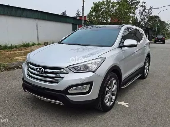 Hyundai Santa Fe 2.4L Xăng Cao cấp 2016 - Chiếc xe 7 chỗ phù hợp mọi gia đình, chủ giữ gìn