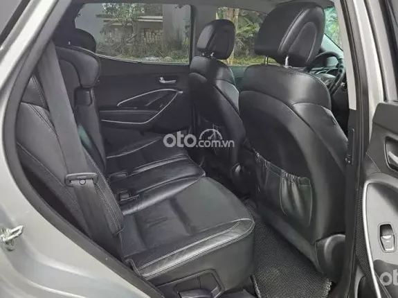 Hyundai Santa Fe 2.4L Xăng Cao cấp 2016 - Chiếc xe 7 chỗ phù hợp mọi gia đình, chủ giữ gìn