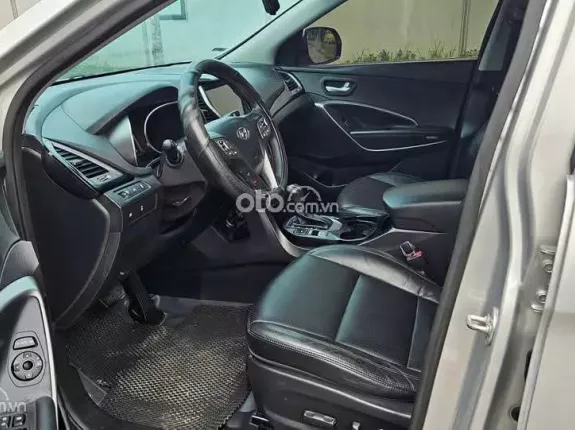 Hyundai Santa Fe 2.4L Xăng Cao cấp 2016 - Chiếc xe 7 chỗ phù hợp mọi gia đình, chủ giữ gìn