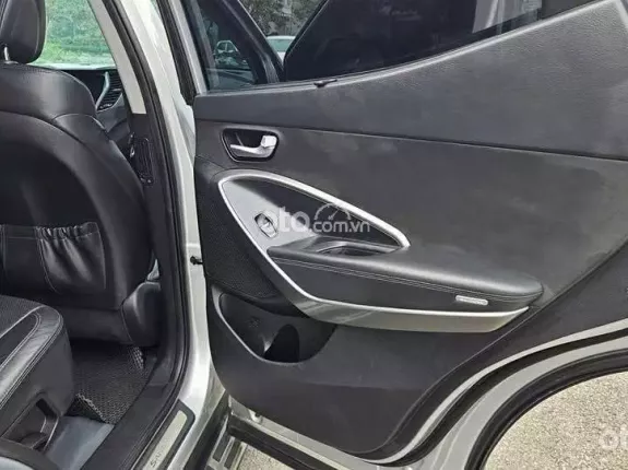 Hyundai Santa Fe 2.4L Xăng Cao cấp 2016 - Chiếc xe 7 chỗ phù hợp mọi gia đình, chủ giữ gìn