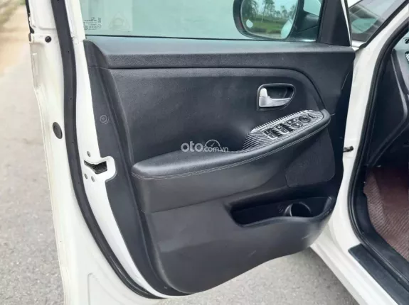 Kia Rondo 1.7 DAT 2016 - Hỗ trợ trả góp lãi suất tốt