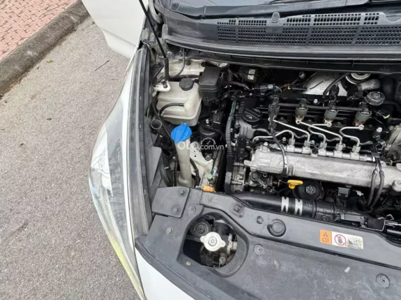 Kia Rondo 1.7 DAT 2016 - Hỗ trợ trả góp lãi suất tốt