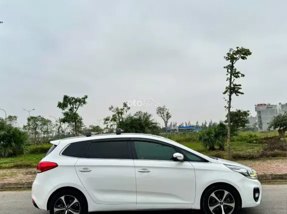 Kia Rondo 1.7 DAT 2016 - Hỗ trợ trả góp lãi suất tốt