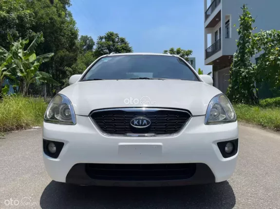 Kia Carens S 2.0 MT 2015 - Kia Carens 2015 MT, 2.0, 12v