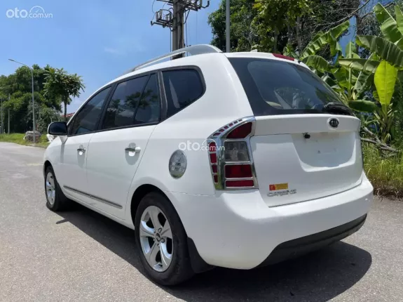 Kia Carens S 2.0 MT 2015 - Kia Carens 2015 MT, 2.0, 12v