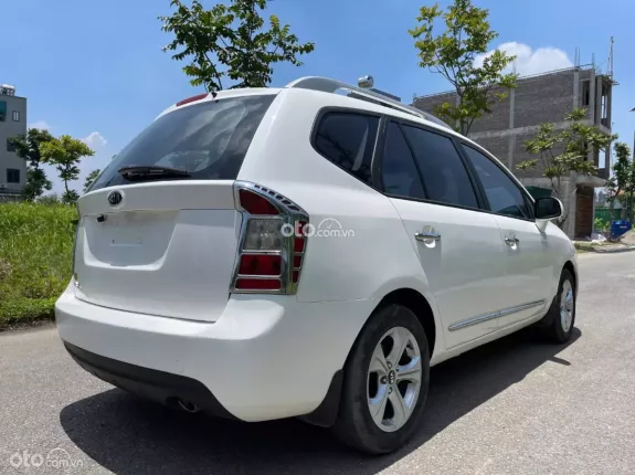 Kia Carens S 2.0 MT 2015 - Kia Carens 2015 MT, 2.0, 12v