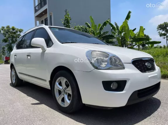 Kia Carens S 2.0 MT 2015 - Kia Carens 2015 MT, 2.0, 12v