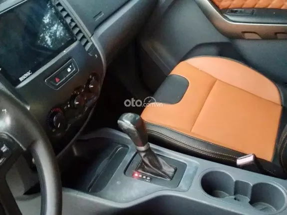 Ford Ranger XLS 2.0L 4x2 AT 2017 - Xe đẹp