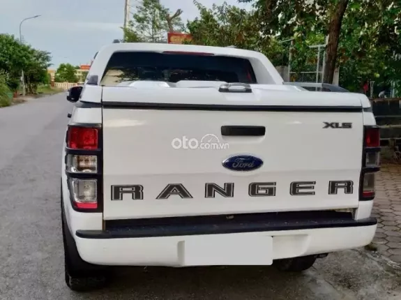 Ford Ranger XLS 2.0L 4x2 AT 2017 - Xe đẹp