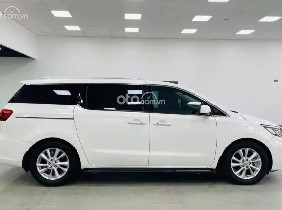 Kia Sedona 3.3 Platinum G 2019 - Xe lướt chất lượng như mới
