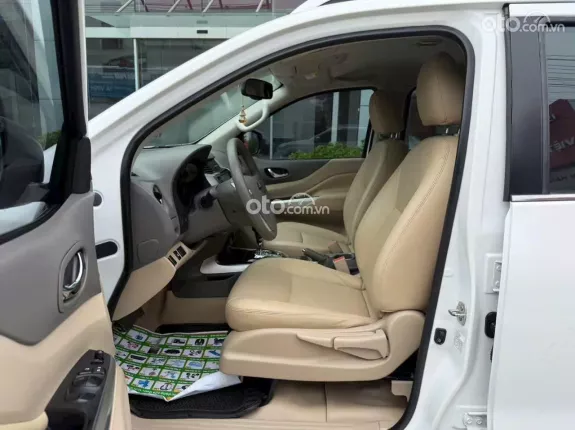 Nissan Navara 2.5 AT 2020 - Mẫu xe bán tải đầm máy, gầm cao tiện nghi