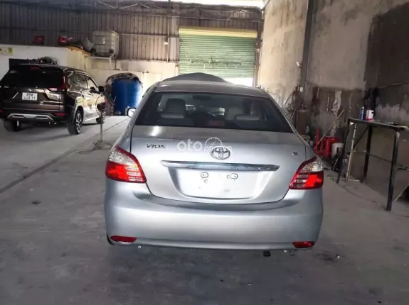 Toyota Vios Limo 2010 - Bán Vios 2010 giá 115triệu