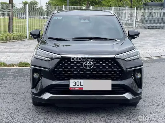 Toyota Veloz 2024 - Salon xin được chào bán chiếc xe