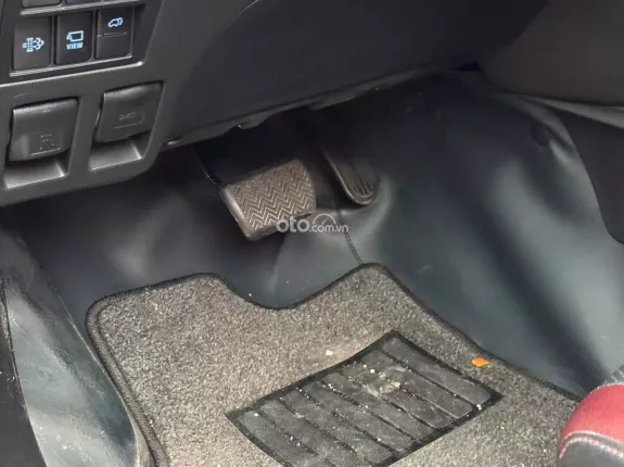 Toyota Fortuner 2.4 AT 4x2 Legender 2024 - DUY NHẤT TRÊN THỊ TRƯỜNG, SIÊU LƯỚT 10.000 KM