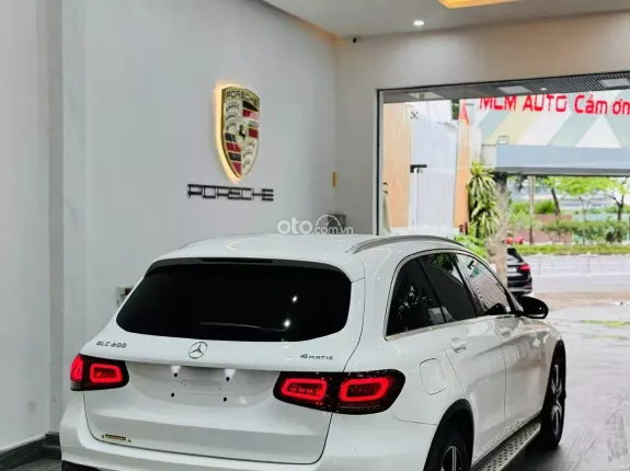 Mercedes-Benz GLC 200 4Matic 2020 - Xe một chủ từ đầu full bảo dưỡng hãng