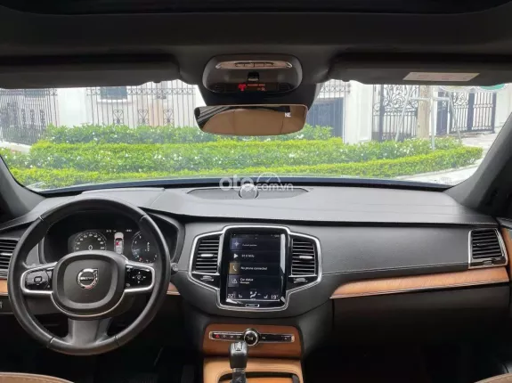 Volvo XC90 inscription 2017 - Xe zin nguyên bản theo hãng