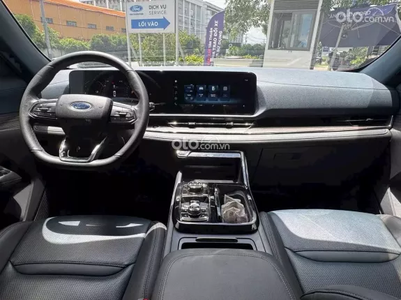Ford Territory Titanium X 2023 - Xe cá nhân ủy quyền, đầy đủ option hiện đại